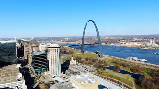 St. Louis, Missouri Drone Footage  0109